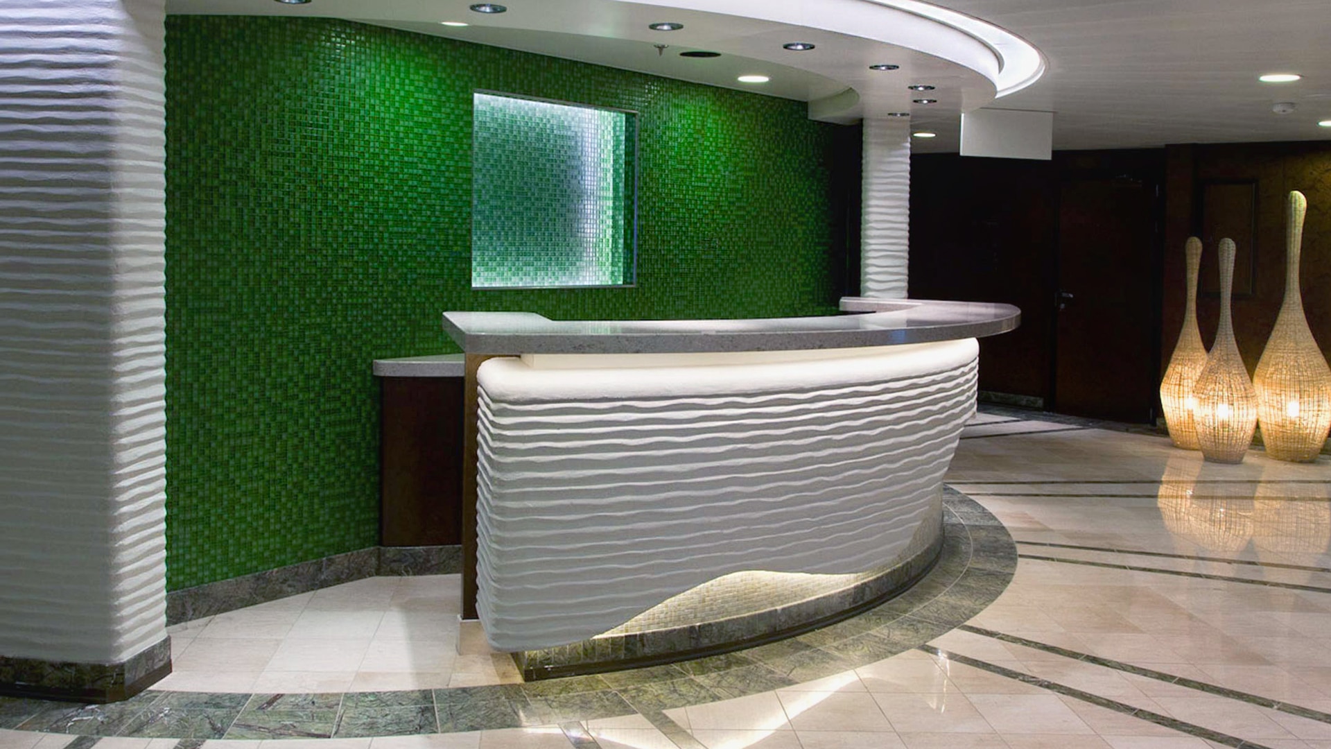 interni in marmo nave oceania riviera